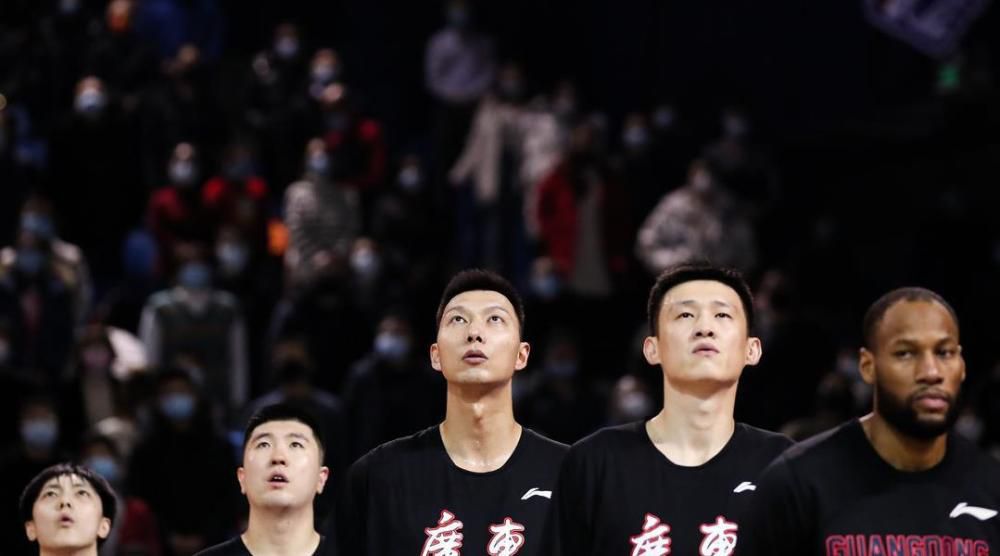 成人久久18免费游戏网站