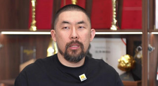 欲望不满妻子的秘密会